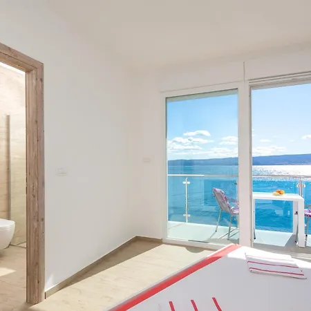 Blue Wonder Apartment *