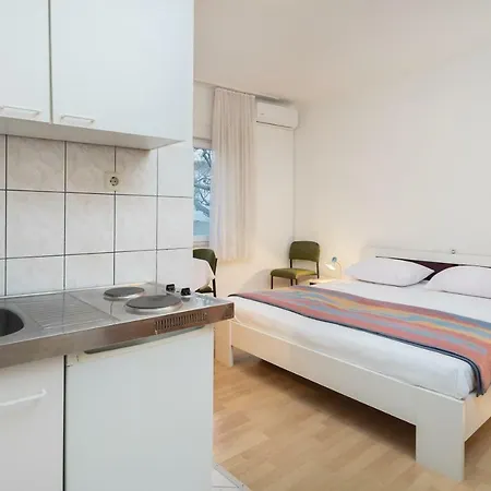 Blue Wonder Apartments Dugi Rat