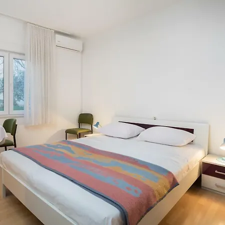 Blue Wonder Apartments Dugi Rat